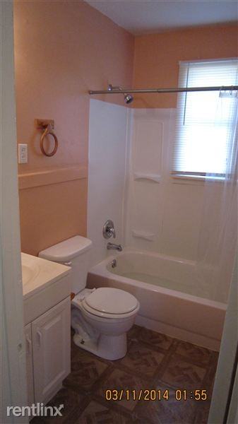 3036 Rochester Rd - Photo 2 of 7