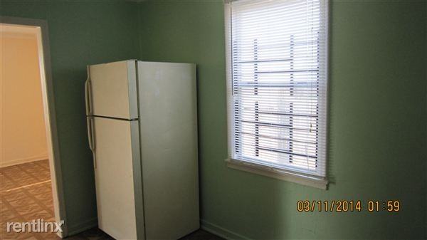 3036 Rochester Rd - Photo 3 of 7