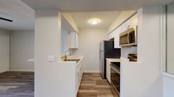 featured image of 1006 W Main St