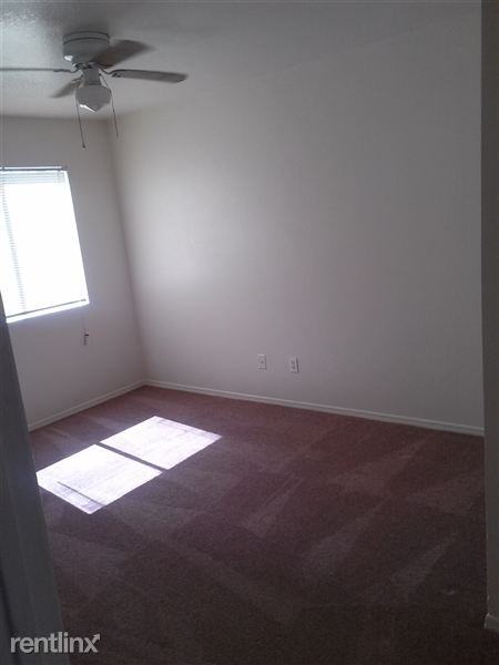 Goldcrest Apartments - Photo 3 of 10