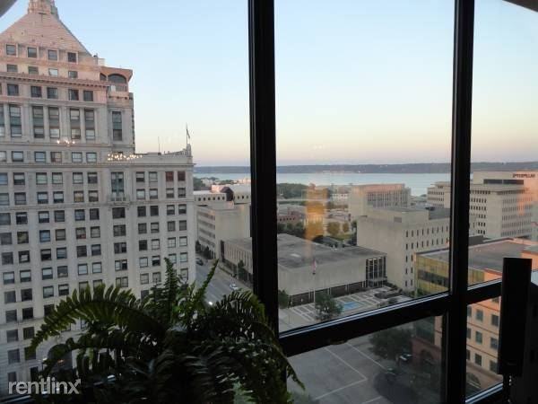 Twin Towers - Photo 3 of 7