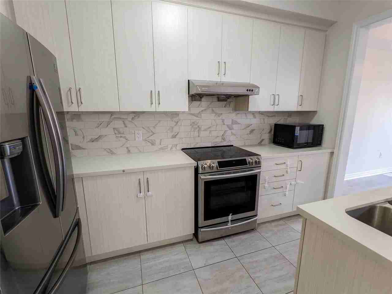 3301 Jacob Way - Photo 3 of 24