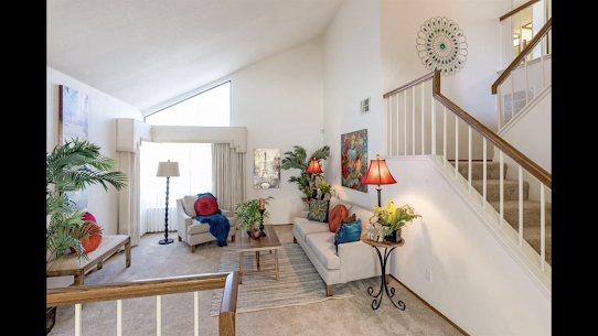 3230 Maple Leaf Court - Photo 2 of 20