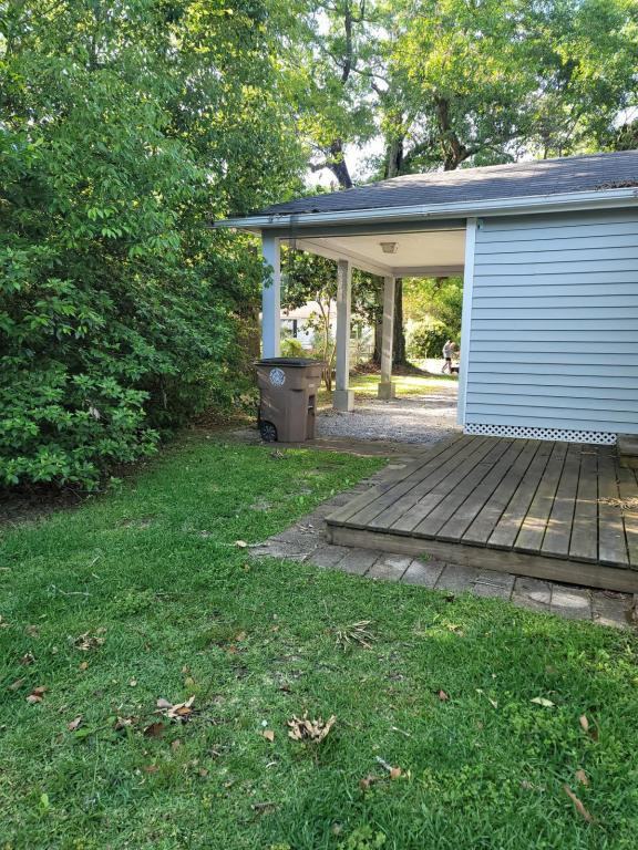 5215 Border Dr S - Photo 3 of 17