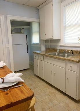 2709 Griffin Ave - Photo 3 of 14