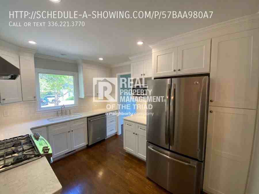 3605 Spicebush Trl - Photo 3 of 26