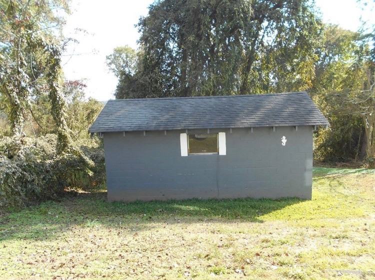 33 Dairy St - Photo 2 of 17