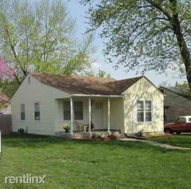 600 Sw Warren Ave - Photo 2 of 9