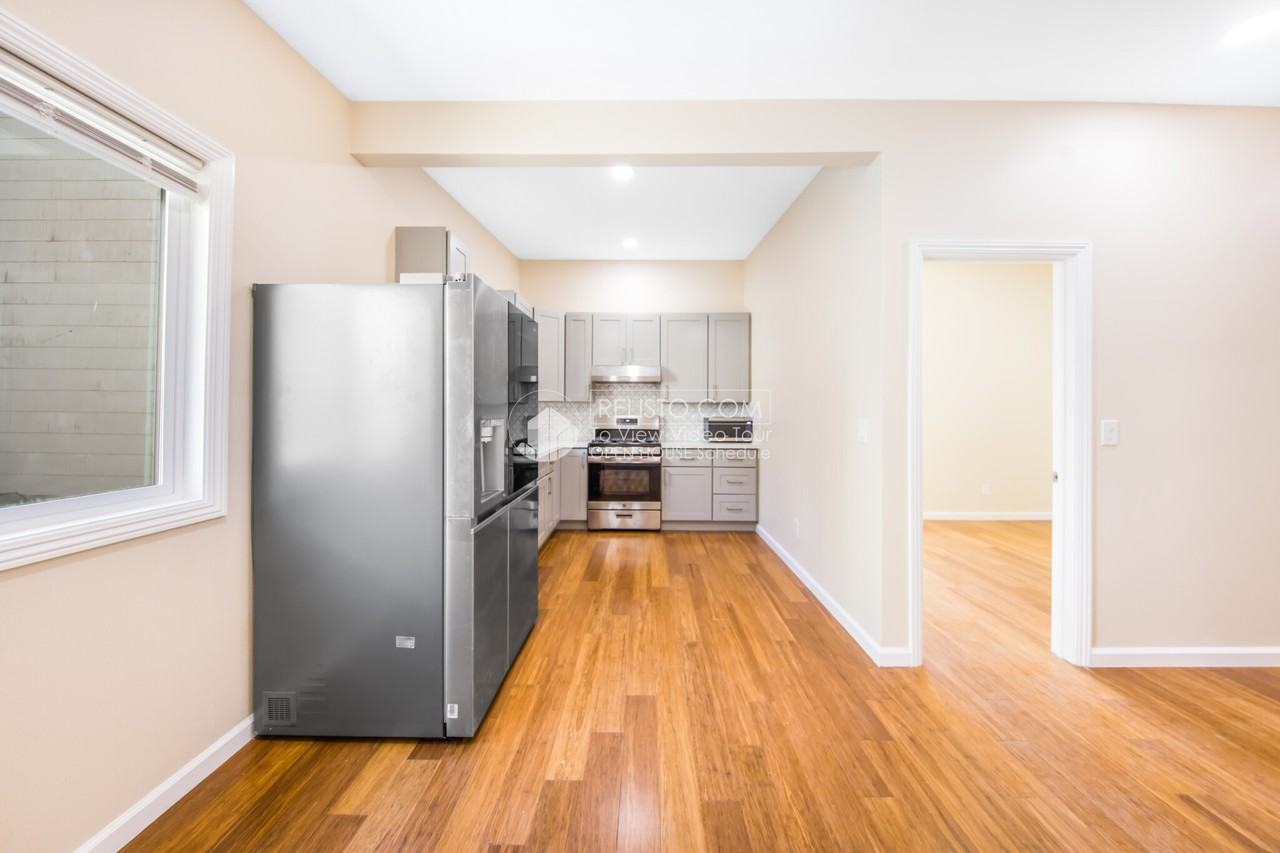 1351 48th Ave - Photo 3 of 19