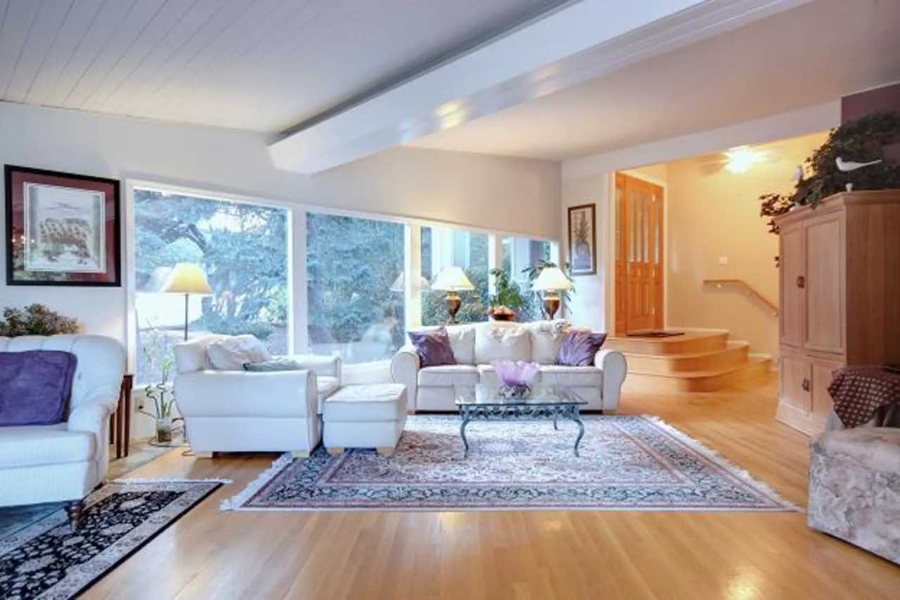 16314 Inglewood Ln Ne - Photo 3 of 12