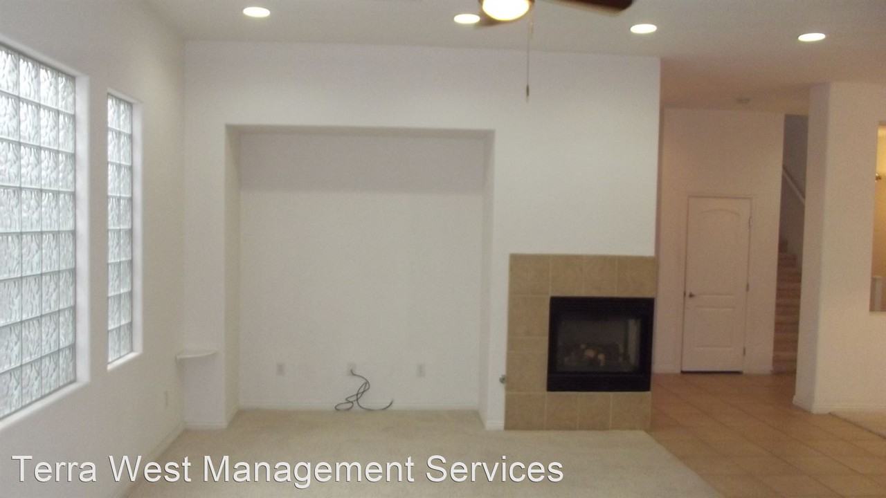 9201 Worsley Park Pl - Photo 3 of 30