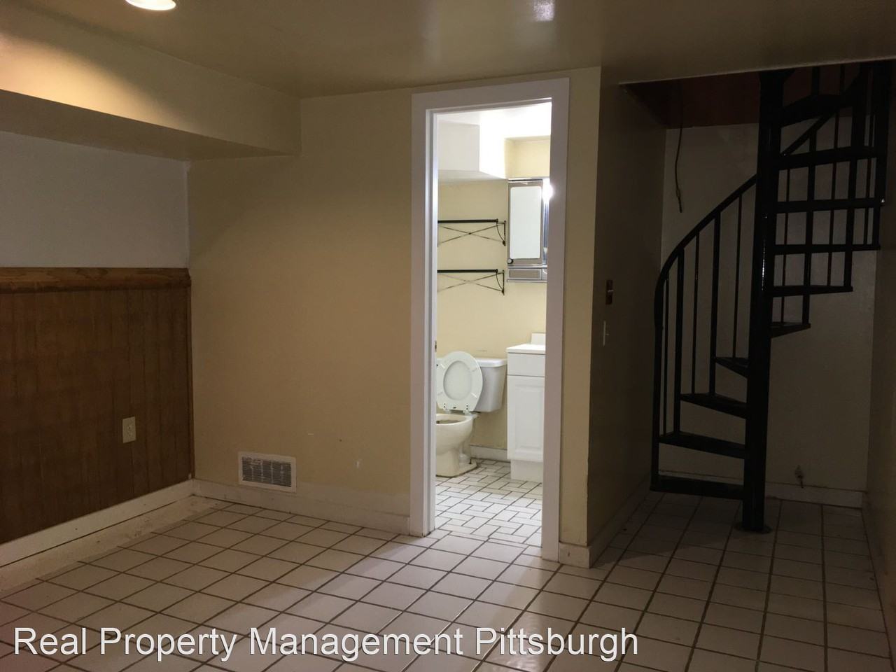 332 Lehigh Ave - Photo 3 of 17