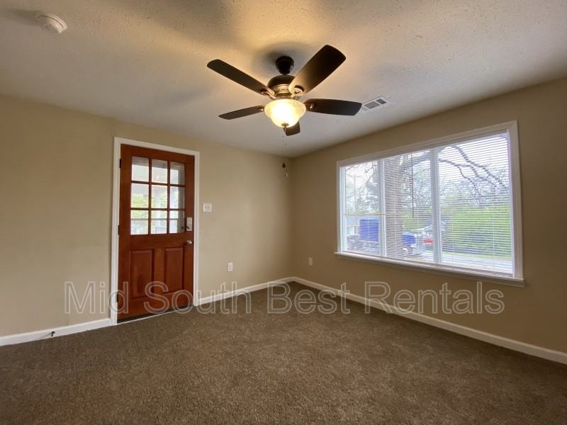1205 W 49th St - Photo 2 of 5