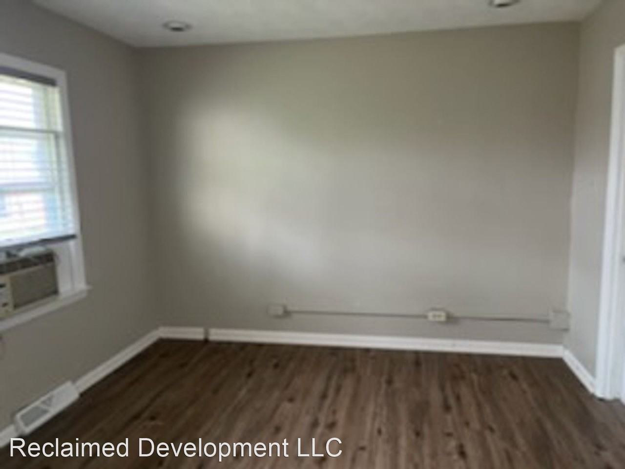 520 Booker Street - Photo 3 of 7