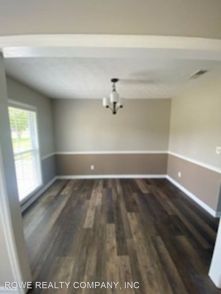 109 Whippoorwill Ln - Photo 3 of 10