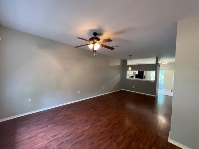 1228 Throckmorton Dr - Photo 4 of 25