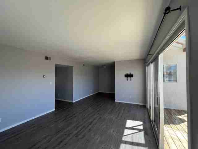 870 Avenue B #905 - Photo 4 of 15