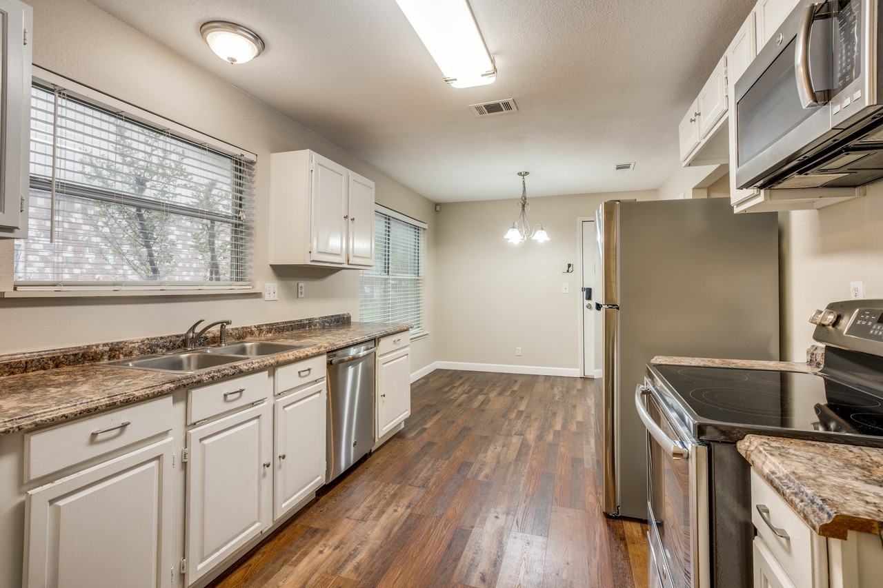 5816 Stone Meadow Ln - Photo 5 of 12