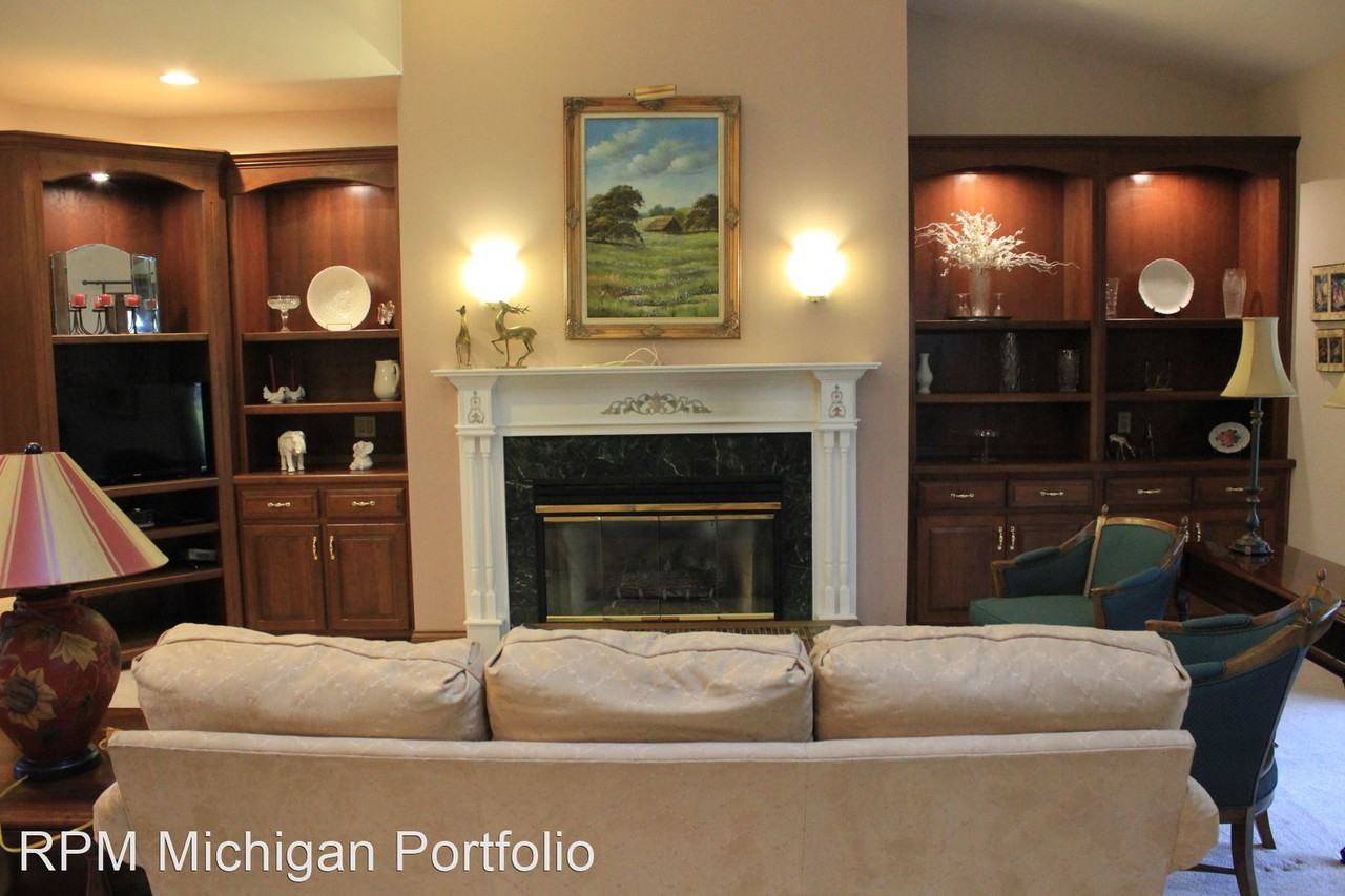 9790 Quail Run Ct - Photo 2 of 26