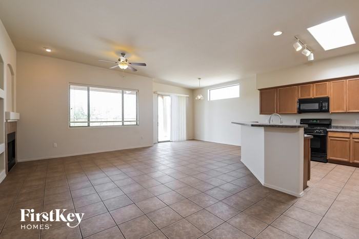 13558 E High Plains Ranch St - Photo 2 of 15