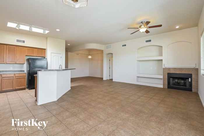 13558 E High Plains Ranch St - Photo 3 of 15