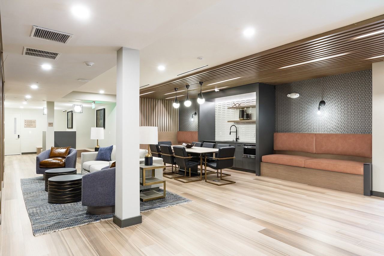 The Kingsley - Photo 2 of 29