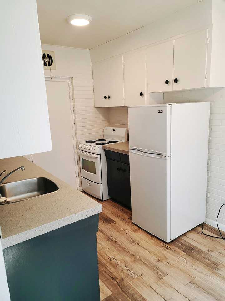 1910 Main St #6 - Photo 2 of 7