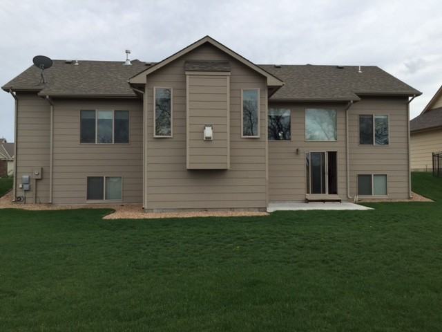 1110 E Woodstone Dr - Photo 3 of 21