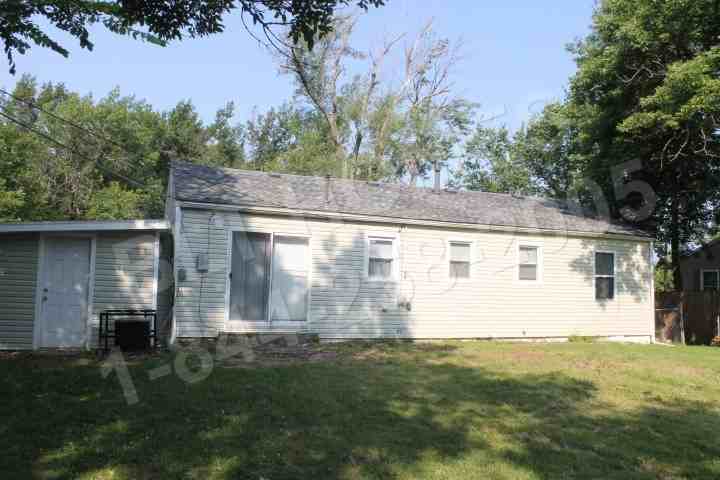 9313 Grandview Rd - Photo 2 of 12