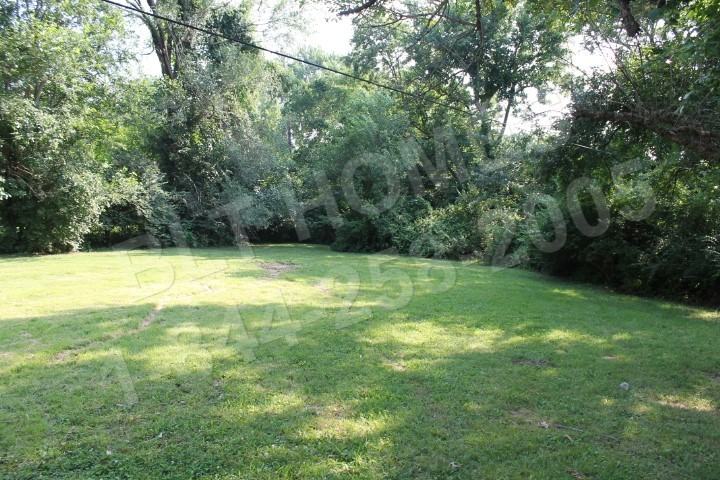 9313 Grandview Rd - Photo 3 of 12