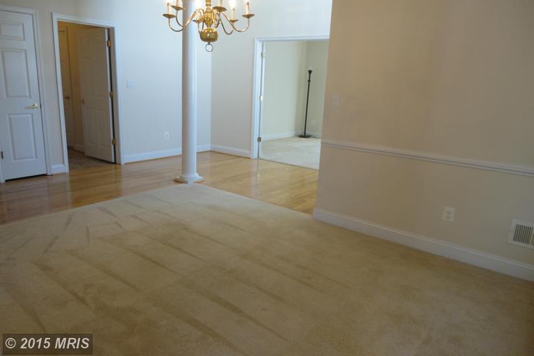 6911 Birkenhead Pl - Photo 3 of 18