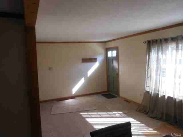 38 Sherry Ln - Photo 3 of 18