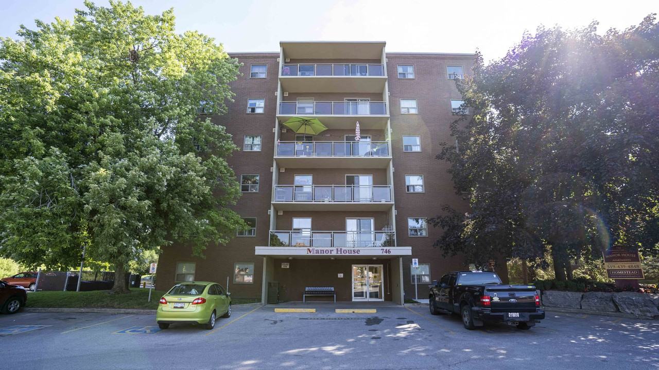 Manor House Apartments 746 Fanshawe Park Rd E, London, ON N5X 2M5 Apartment for Rent PadMapper