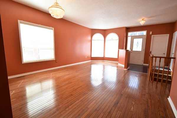 Emerald Court - Photo 3 of 29