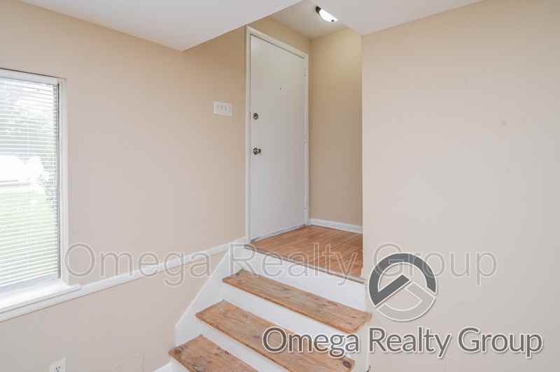 2150 20th St #5 - Photo 6 of 17