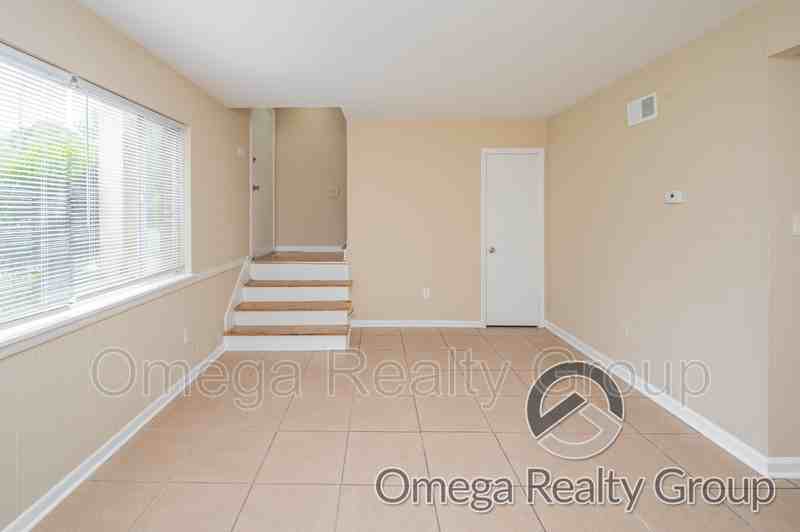 2150 20th St #5 - Photo 7 of 17