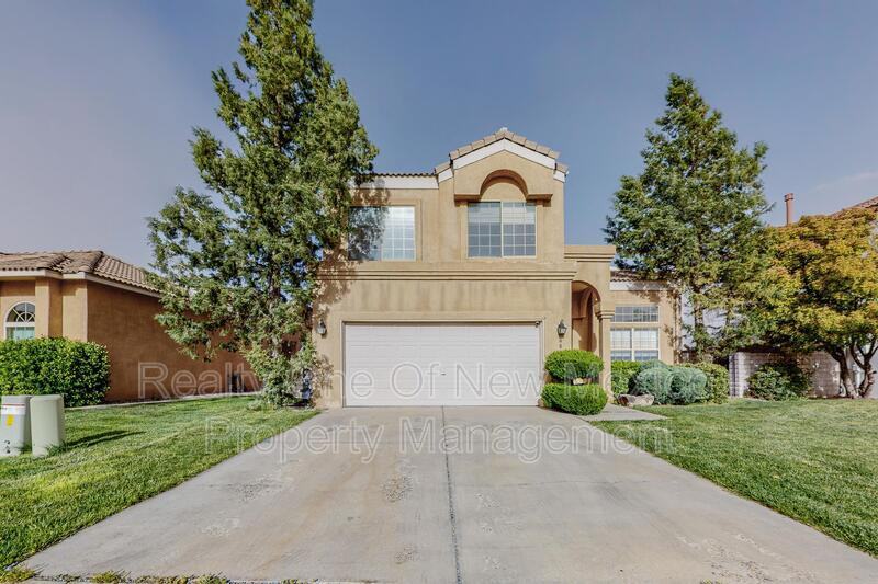 6624 Cypress Point Way Ne - Photo 2 of 40