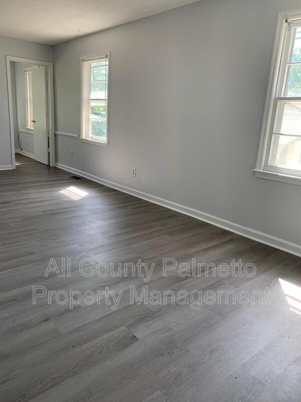 105 S Merriman Rd - Photo 3 of 23