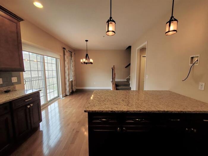 587 Chesnic Dr - Photo 2 of 19