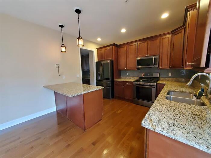 587 Chesnic Dr - Photo 3 of 19