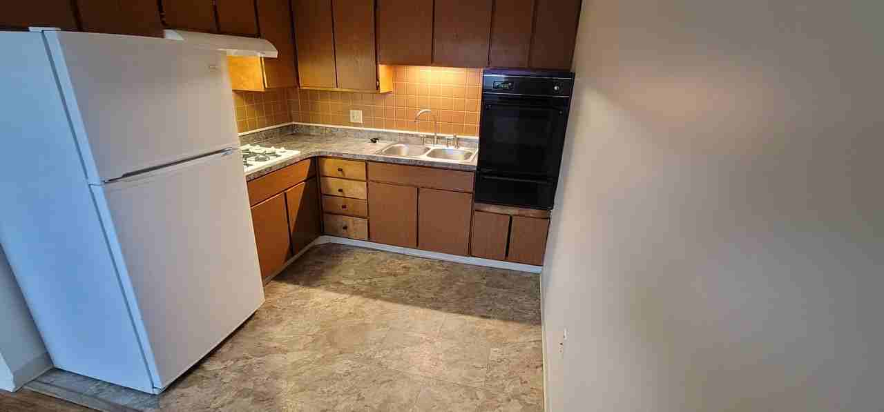 710 Stevenson Ave #3 - Photo 6 of 10