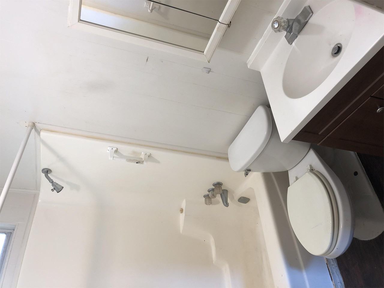 117 N Olive St - Photo 6 of 8