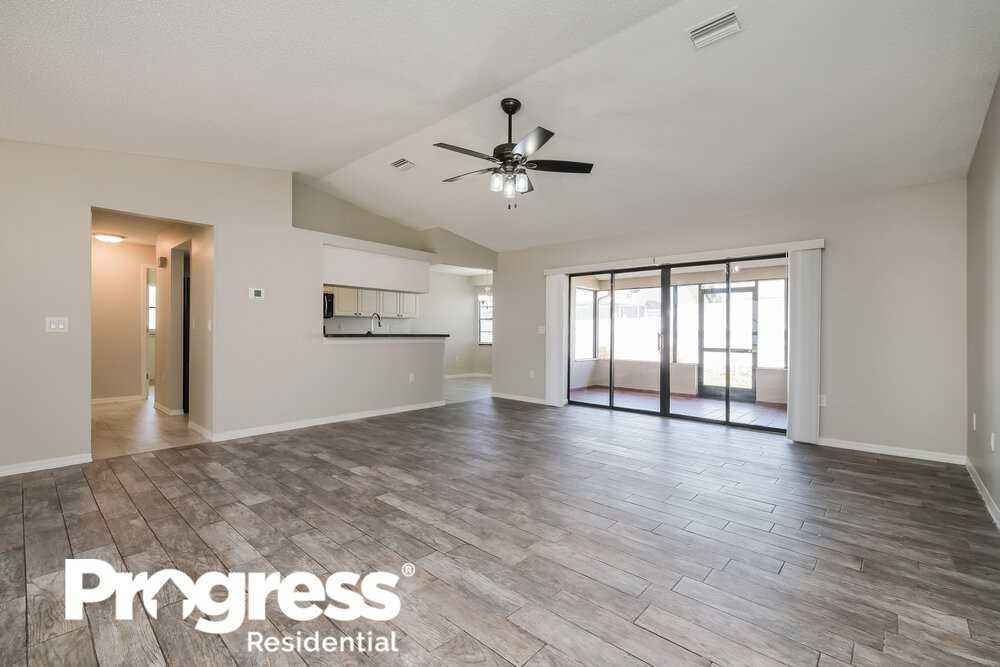 4613 Sawgrass Blvd - Photo 3 of 16