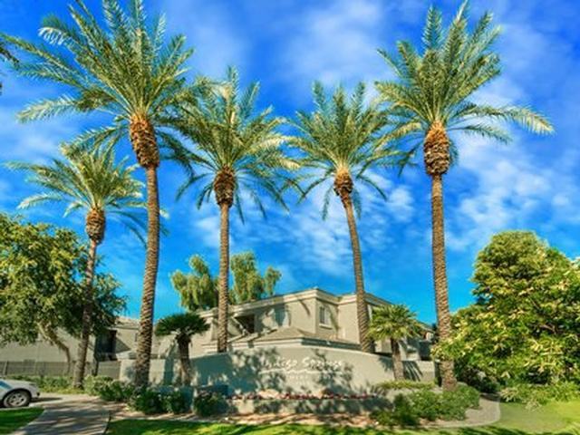 1464 S Stapley Dr - Photo 5 of 15