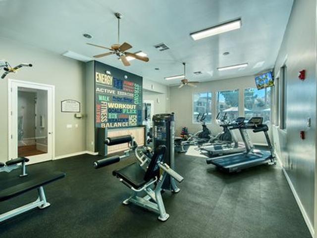 1464 S Stapley Dr - Photo 3 of 15