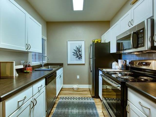 1464 S Stapley Dr - Photo 6 of 15