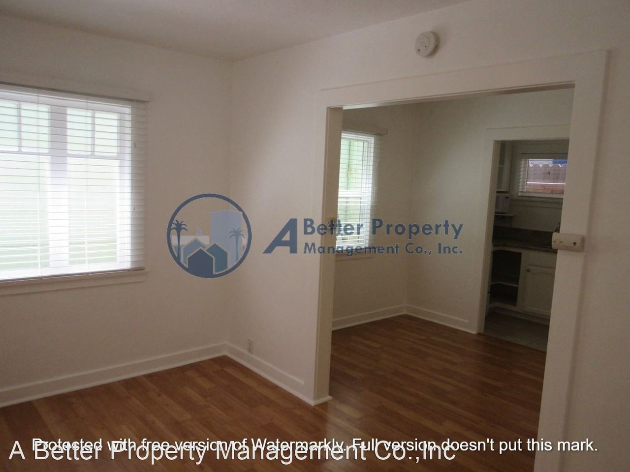 6209 Seaside Walk - Photo 3 of 7
