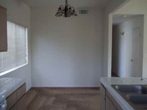 1225 W Spruce Ave - Photo 2 of 11