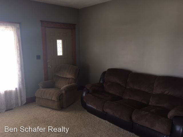 54461 Marietta Rd - Photo 3 of 10