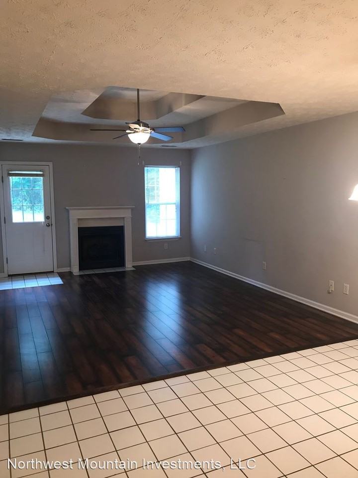 120-207 CRAWFORD DR - Photo 2 of 15